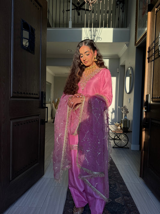 Gulabi Rang - Farshi Salwar Suit